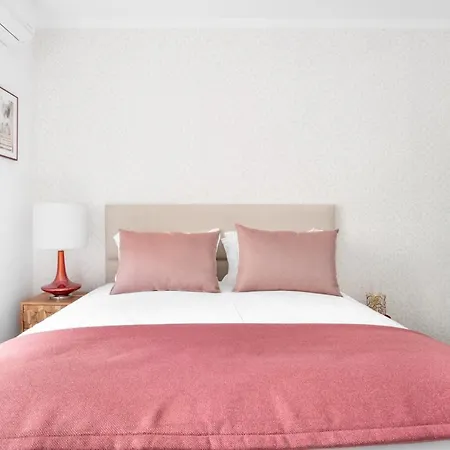Appartement Joivy Bright And Beautiful 4br 5 Mins To Rato Subway Lisboa