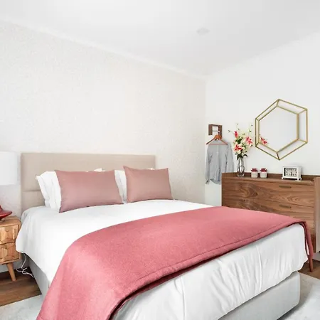 Joivy Bright And Beautiful 4br 5 Mins To Rato Subway Lejlighed Lisboa